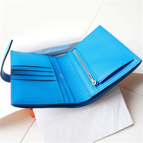 bearn compact wallet Hermes